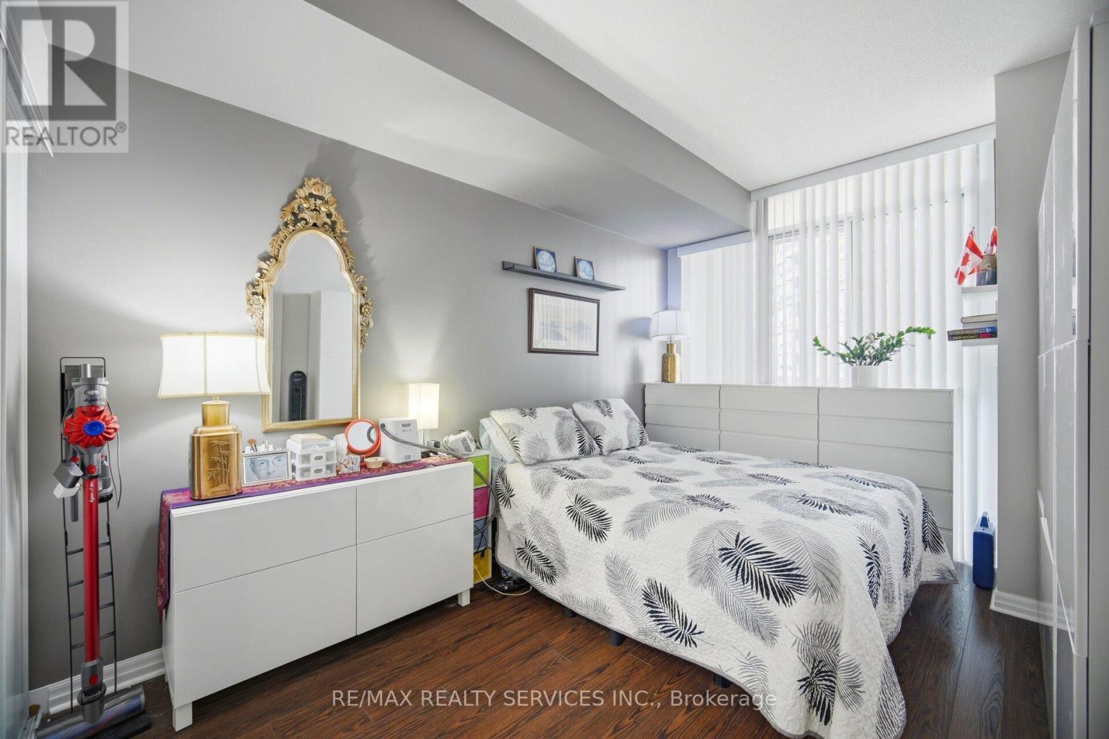 810 - 225 WEBB DRIVE, Mississauga (City Centre), Ontario, L5B4P2 — Photo 19