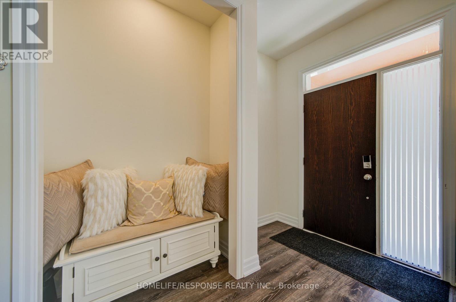 31 - 3023 CREEKSHORE COMMON, Oakville (GO Glenorchy), Ontario, L6M1L8 — Photo 3