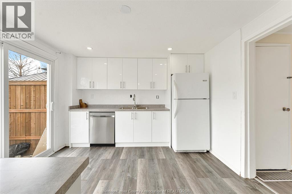 10349 SHENANDOAH, Windsor, Ontario, N8R1B6 — Photo 14