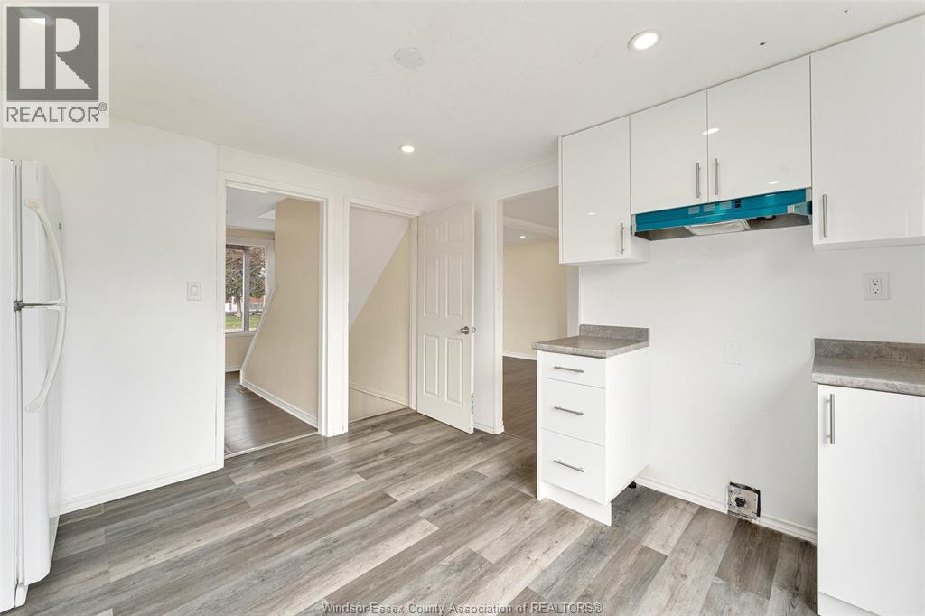 10349 SHENANDOAH, Windsor, Ontario, N8R1B6 — Photo 16