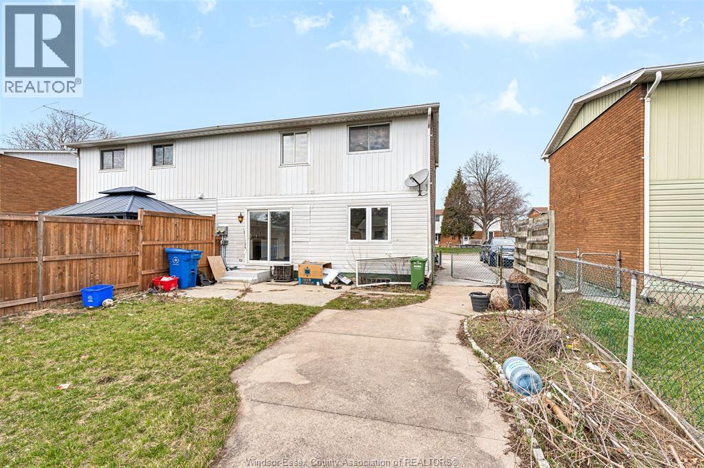 10349 SHENANDOAH, Windsor, Ontario, N8R1B6 — Photo 5