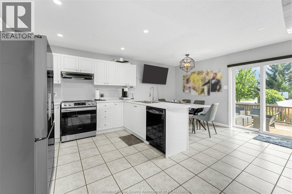 12969 LANOUE STREET, Tecumseh, Ontario, N8N5A7 — Photo 11