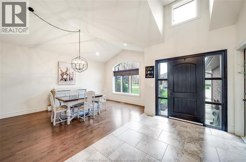 166 WOODYCREST, Kingsville, Ontario, N9Y0A4 — Photo 5