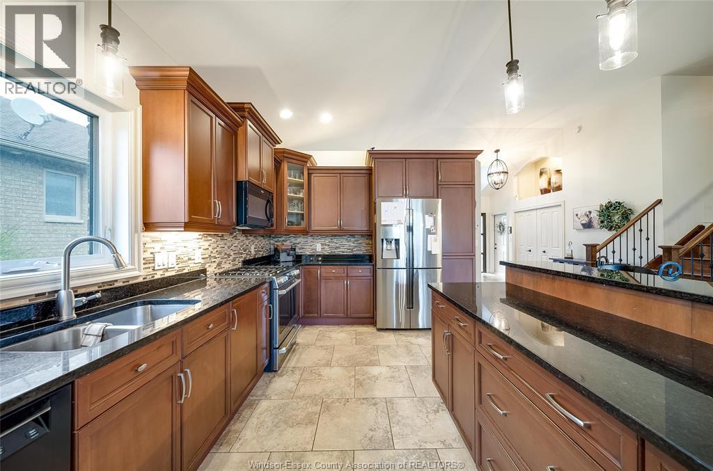 166 WOODYCREST, Kingsville, Ontario, N9Y0A4 — Photo 8