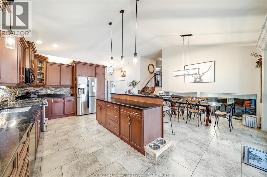 166 WOODYCREST, Kingsville, Ontario, N9Y0A4 — Photo 9