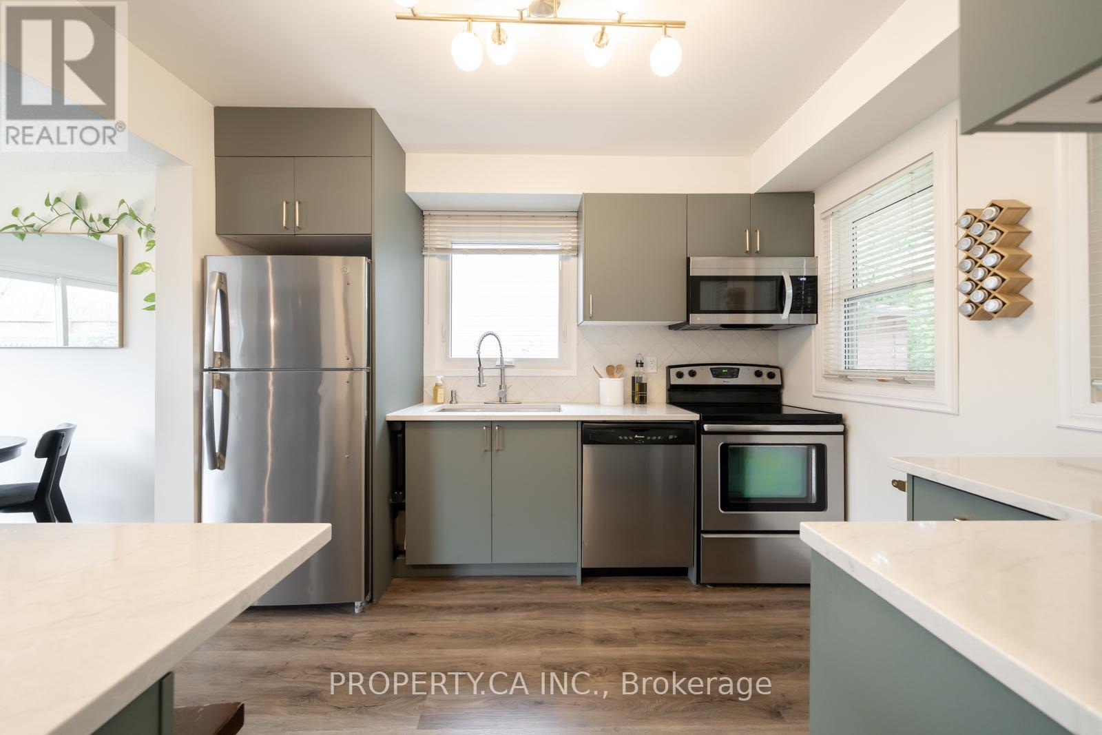 97 D'AUBIGNY ROAD, Brantford, Ontario, N3T6J4 — Photo 5