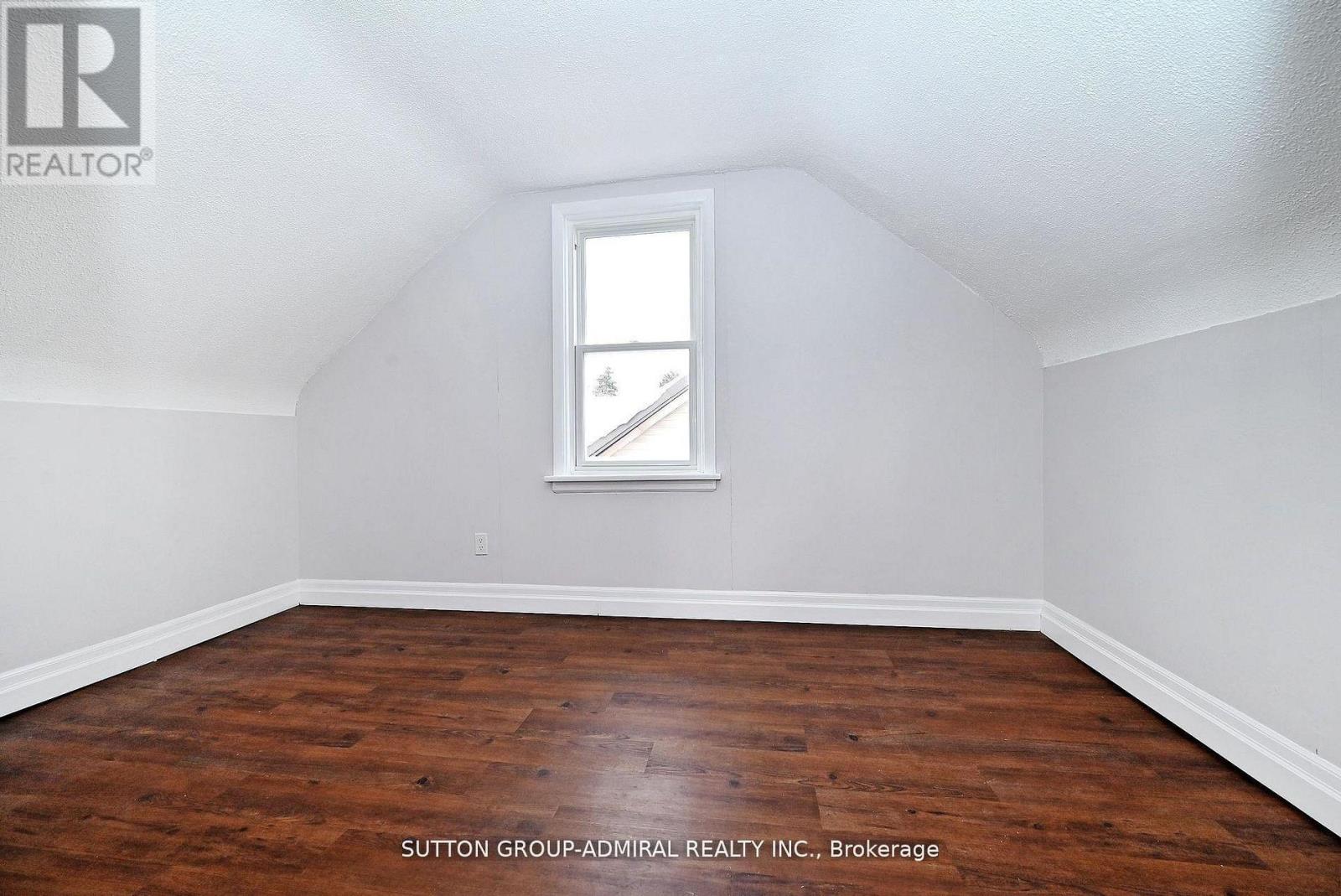145 NINTH AVENUE, Kitchener, Ontario, N2C1T1 — Photo 29