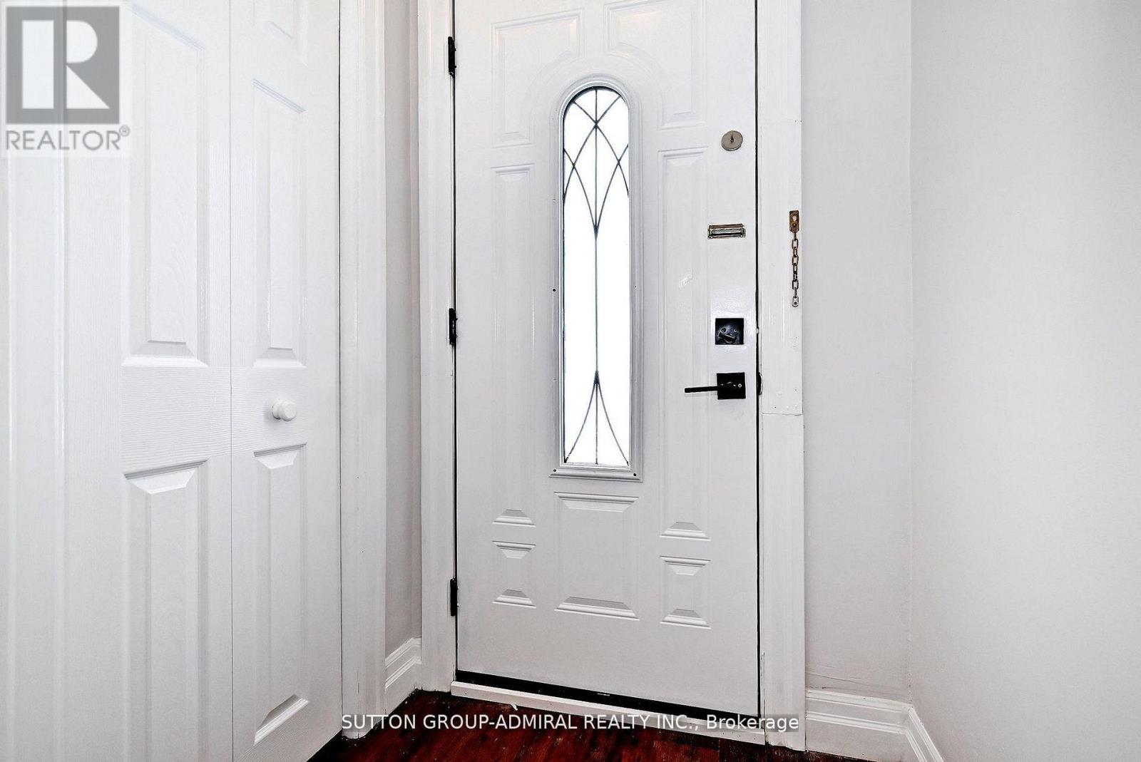145 NINTH AVENUE, Kitchener, Ontario, N2C1T1 — Photo 4