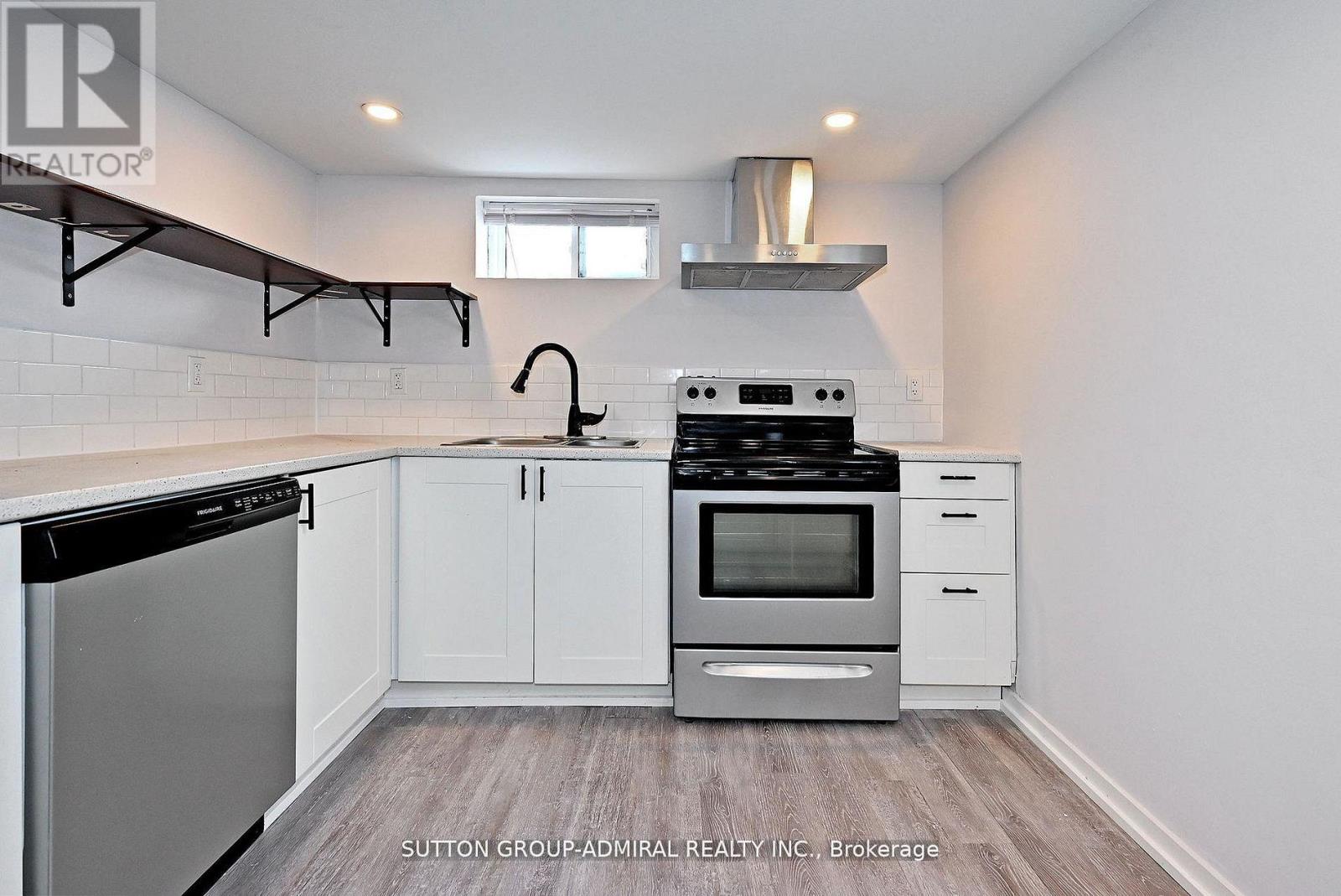 145 NINTH AVENUE, Kitchener, Ontario, N2C1T1 — Photo 41