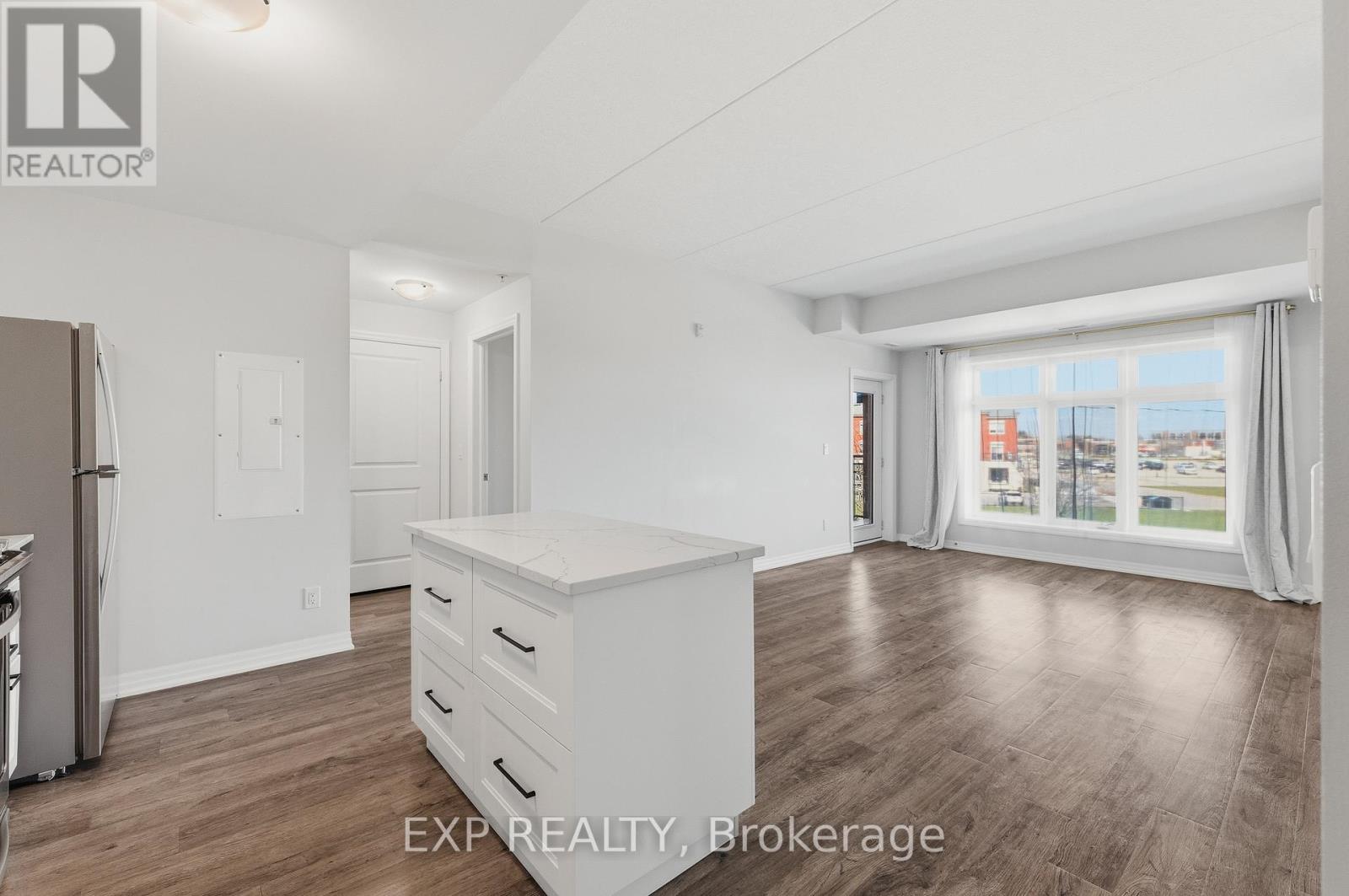 206 - 195 COMMONWEALTH STREET, Kitchener, Ontario, N2E0H5 — Photo 8