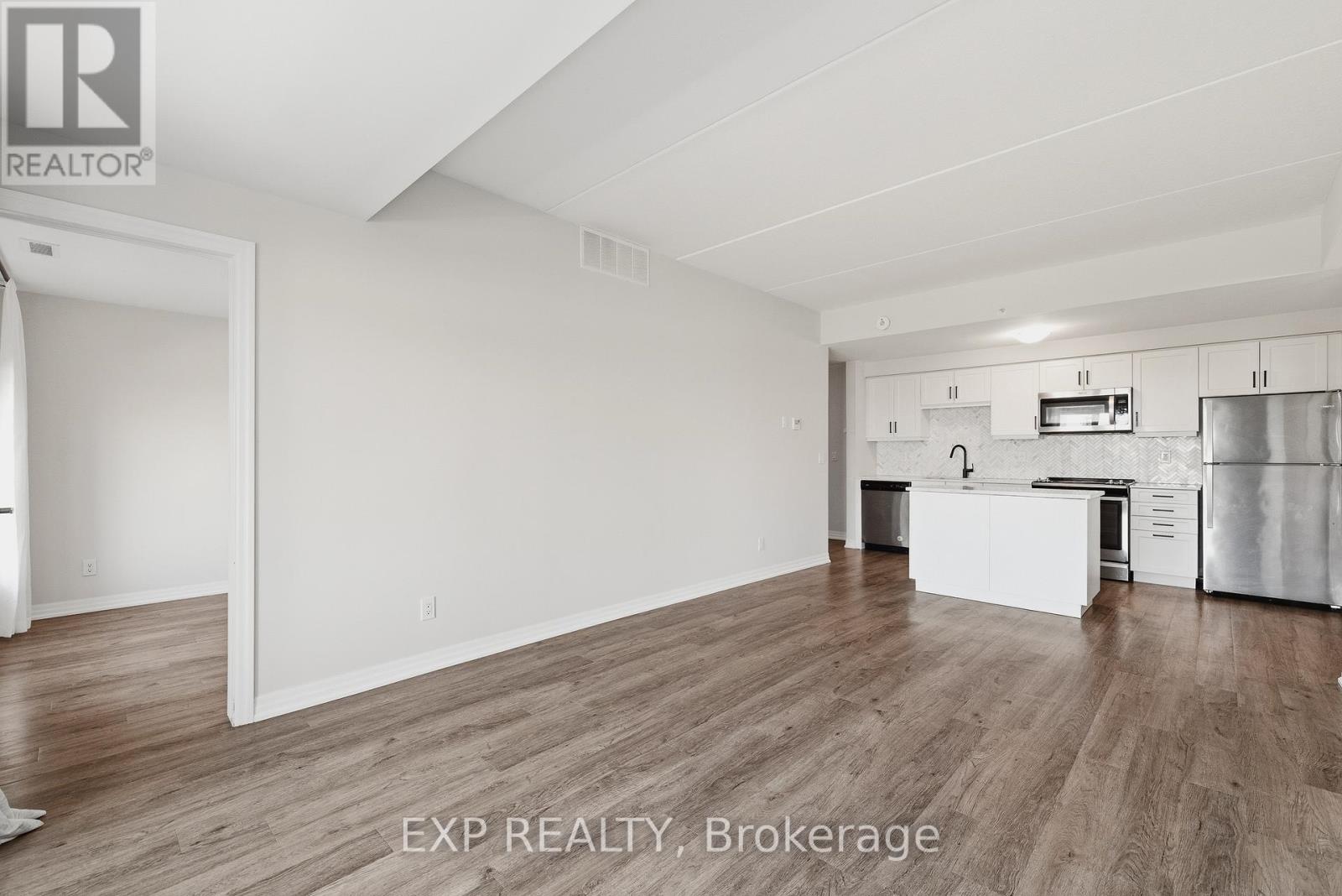 206 - 195 COMMONWEALTH STREET, Kitchener, Ontario, N2E0H5 — Photo 9