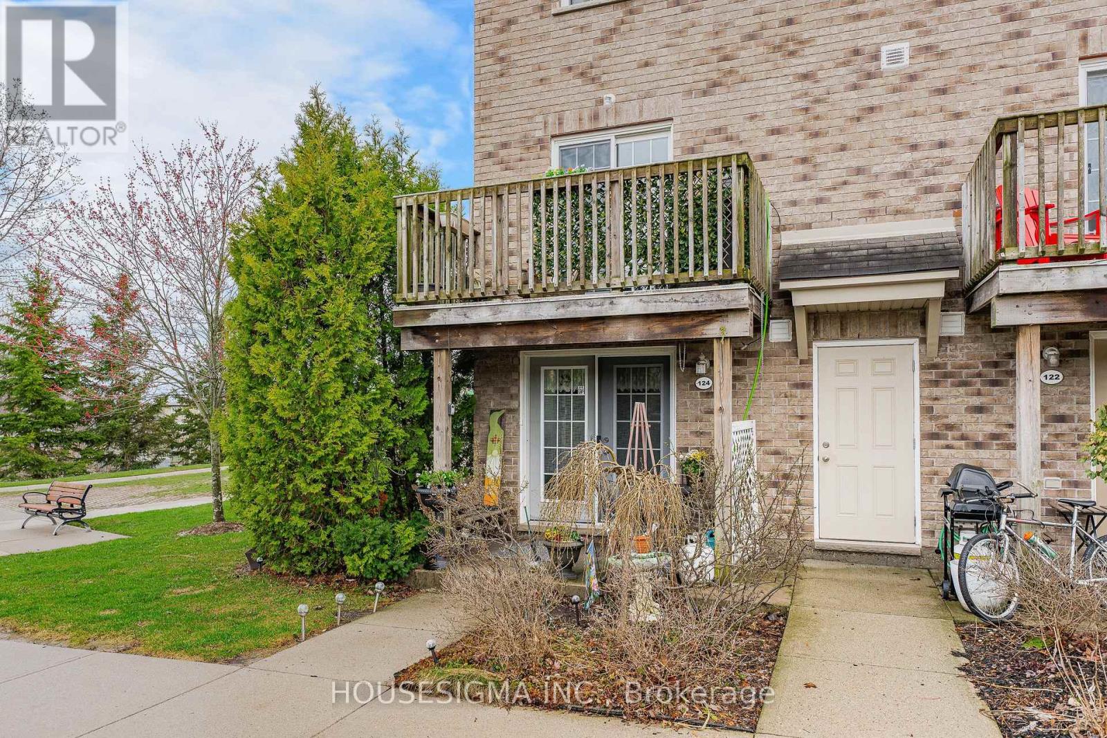 124 - 35 MOUNTFORD DRIVE, Guelph (Grange Road), Ontario, N1E0G6 — Photo 2
