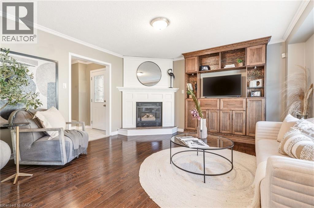 95 THORNLODGE Drive, Waterdown, Ontario, L8B0L9 — Photo 5