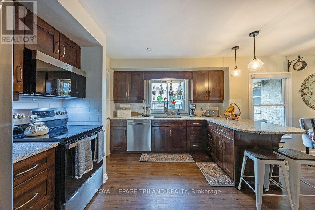 445 RIDOUT STREET S, London South (South G), Ontario, N6C4A3 — Photo 13