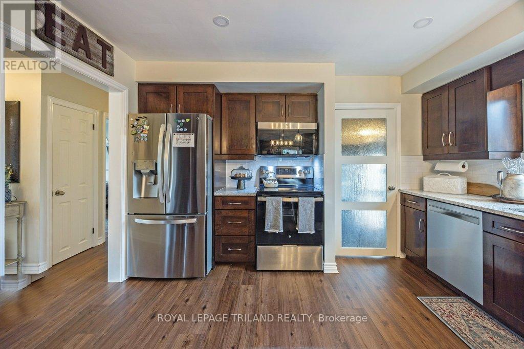 445 RIDOUT STREET S, London South (South G), Ontario, N6C4A3 — Photo 14