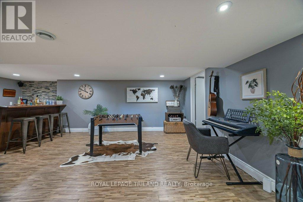 445 RIDOUT STREET S, London South (South G), Ontario, N6C4A3 — Photo 28