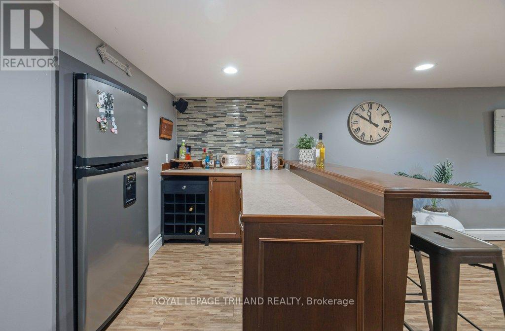 445 RIDOUT STREET S, London South (South G), Ontario, N6C4A3 — Photo 31