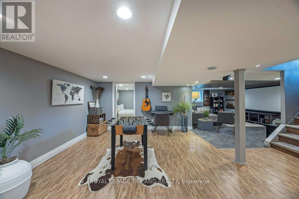 445 RIDOUT STREET S, London South (South G), Ontario, N6C4A3 — Photo 32