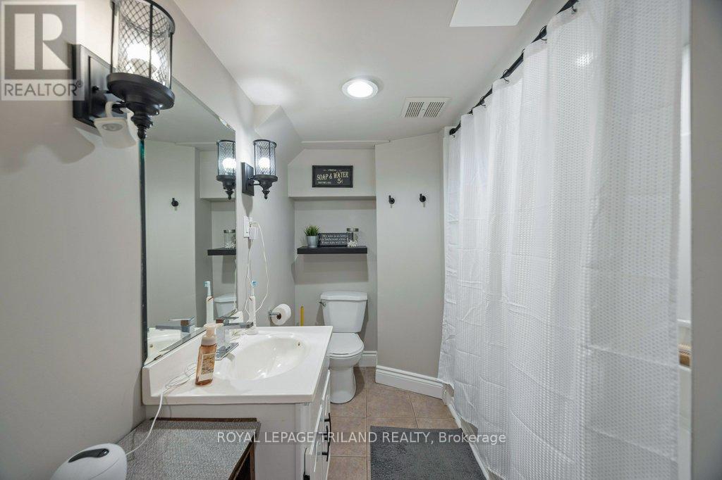 445 RIDOUT STREET S, London South (South G), Ontario, N6C4A3 — Photo 35