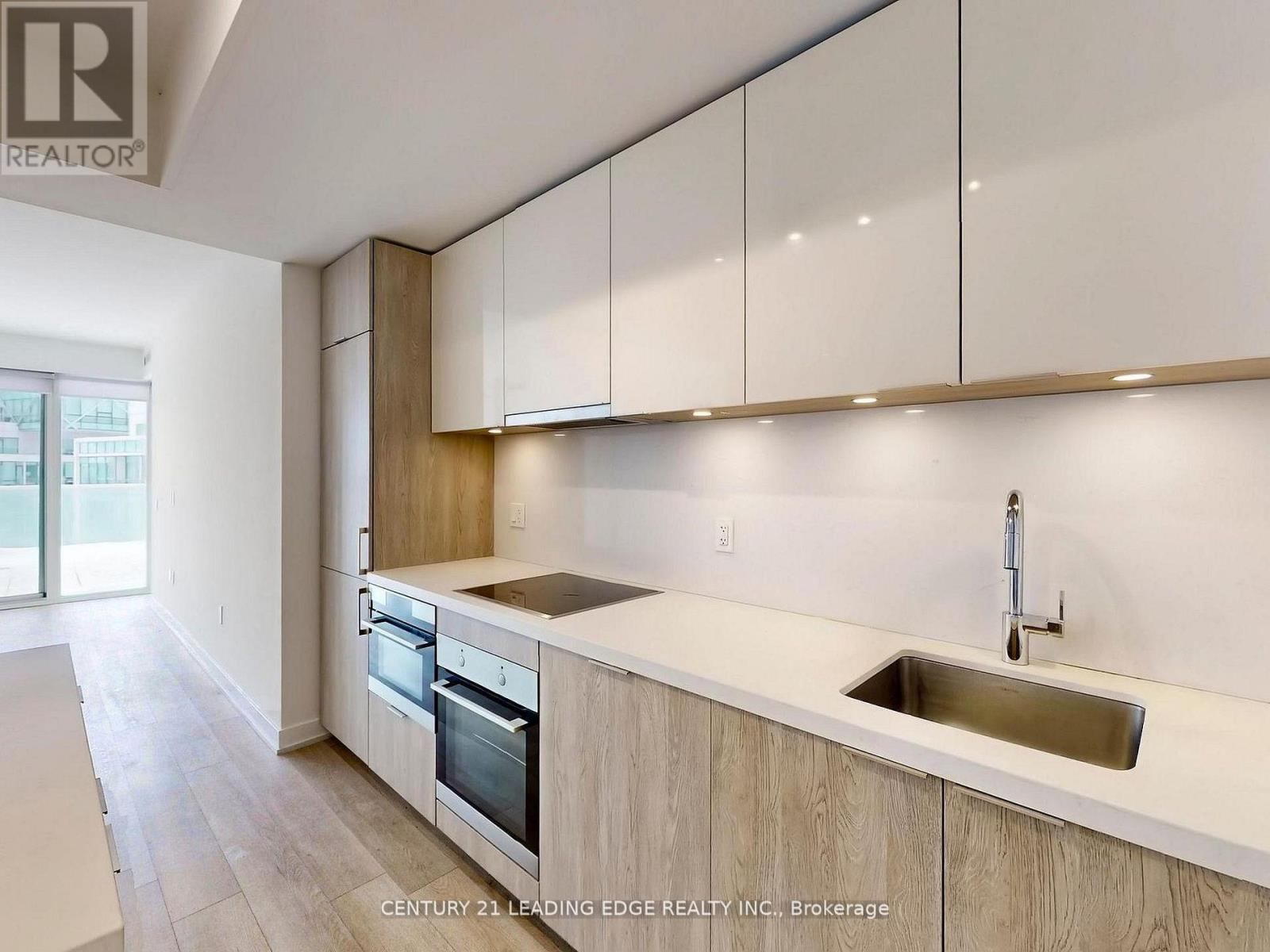 1002 - 15 QUEENS QUAY E, Toronto (Waterfront Communities), Ontario, M5E0C5 — Photo 13