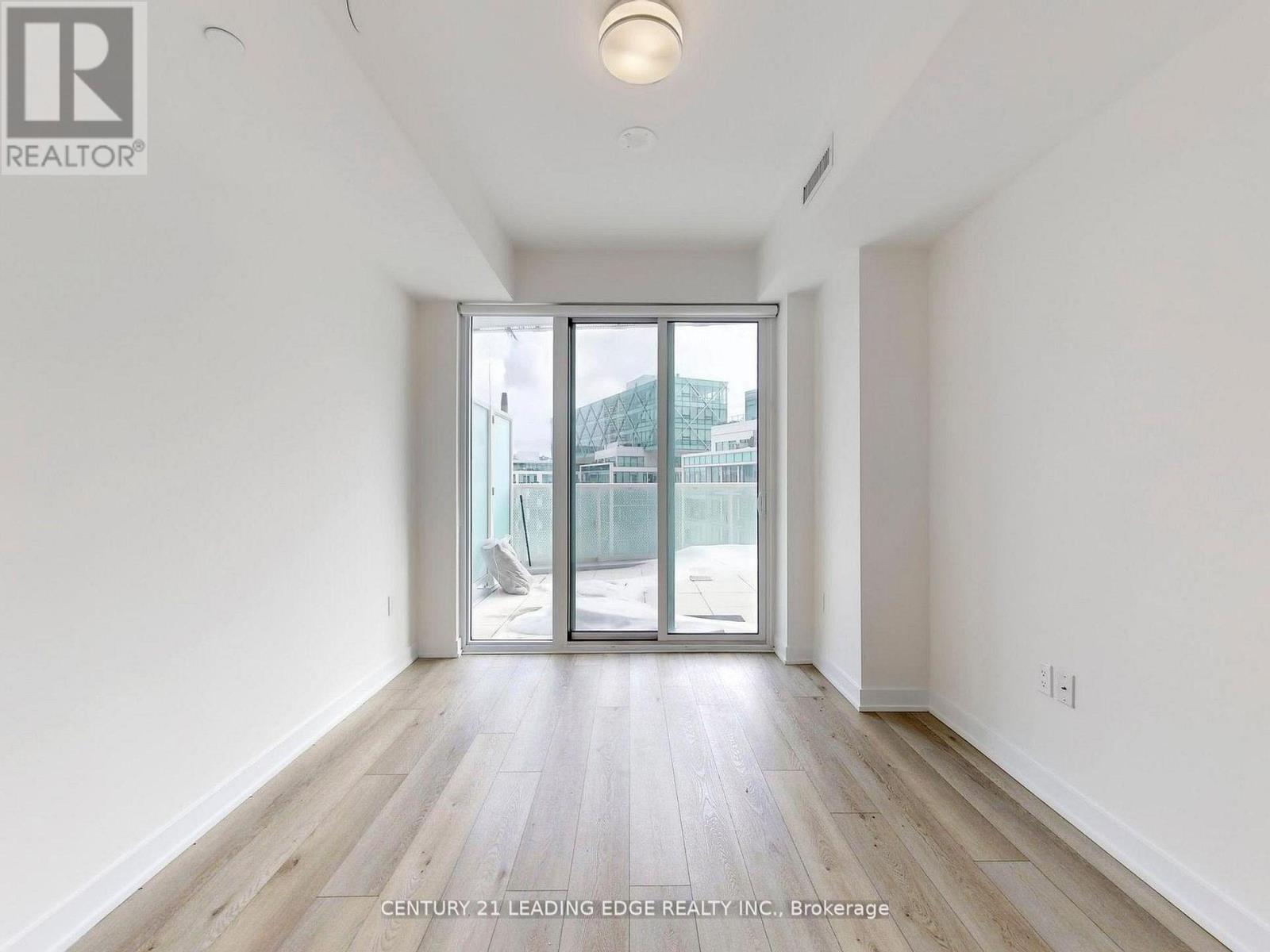 1002 - 15 QUEENS QUAY E, Toronto (Waterfront Communities), Ontario, M5E0C5 — Photo 16