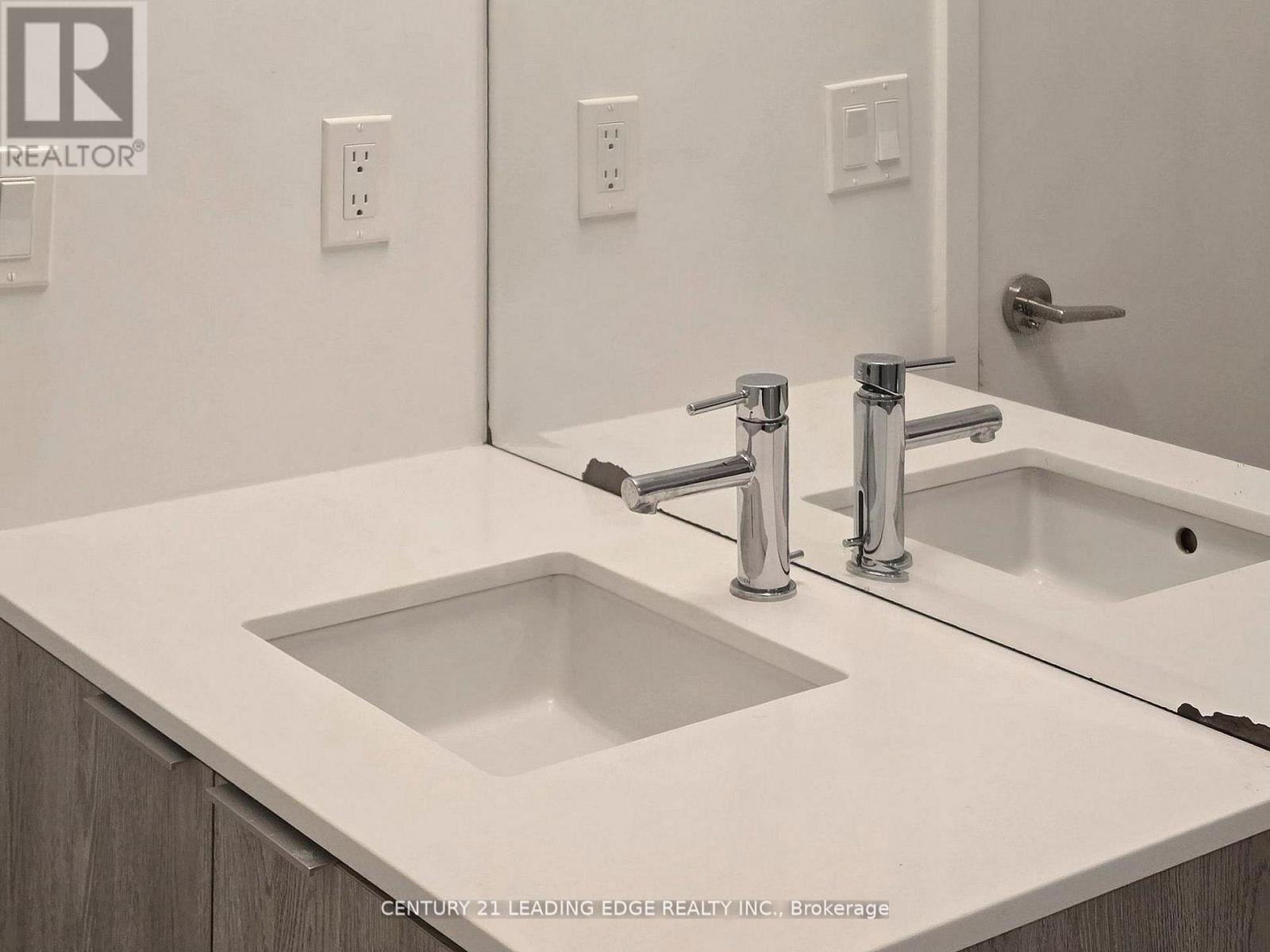 1002 - 15 QUEENS QUAY E, Toronto (Waterfront Communities), Ontario, M5E0C5 — Photo 21