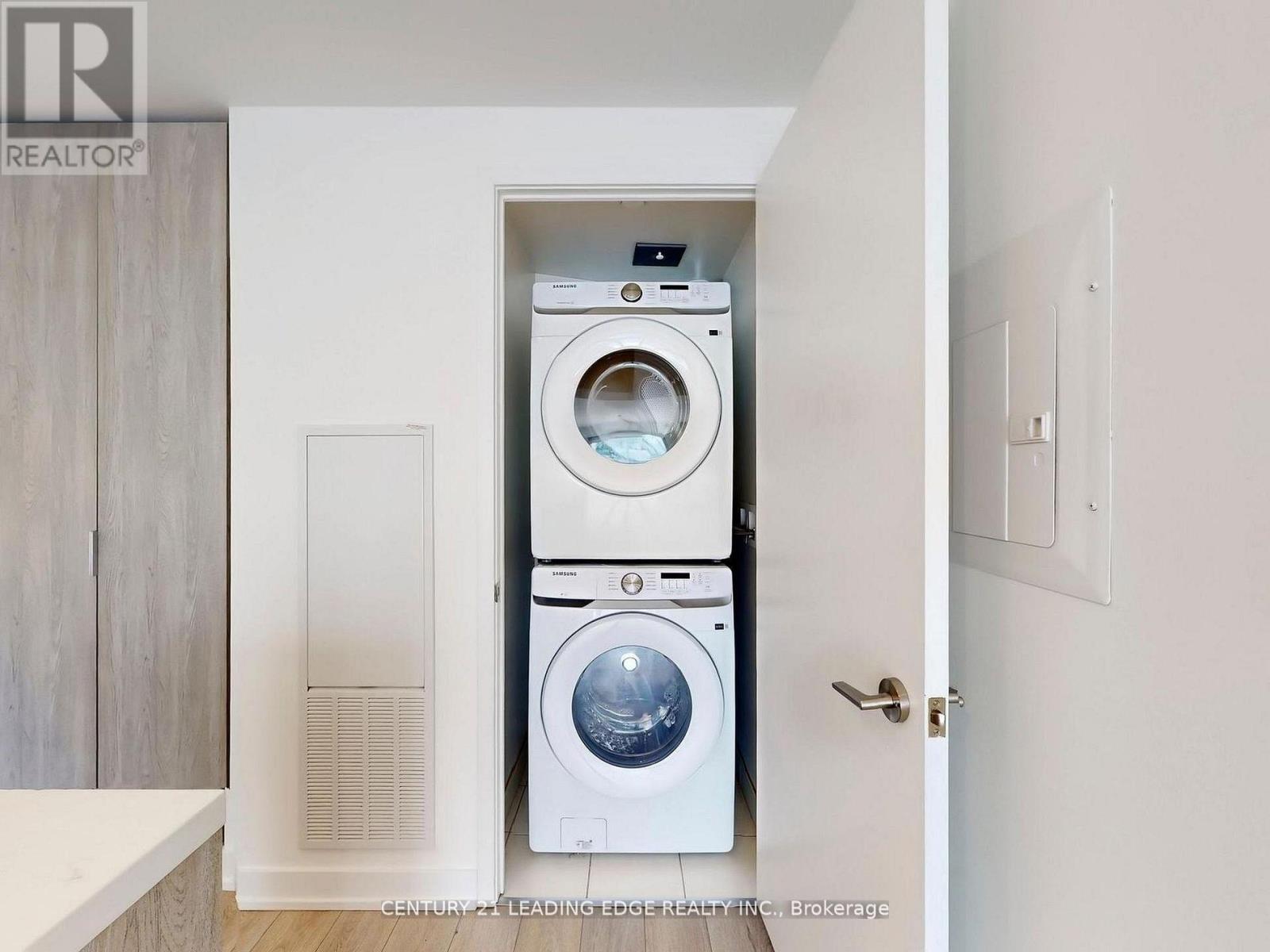 1002 - 15 QUEENS QUAY E, Toronto (Waterfront Communities), Ontario, M5E0C5 — Photo 28