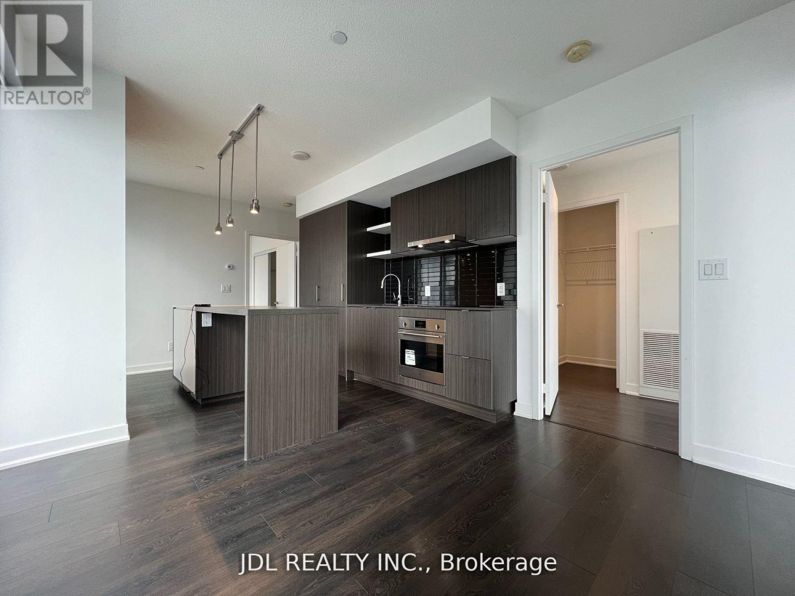 3010 - 88 HARBOUR STREET, Toronto (Waterfront Communities), Ontario, M5J1B7 — Photo 2