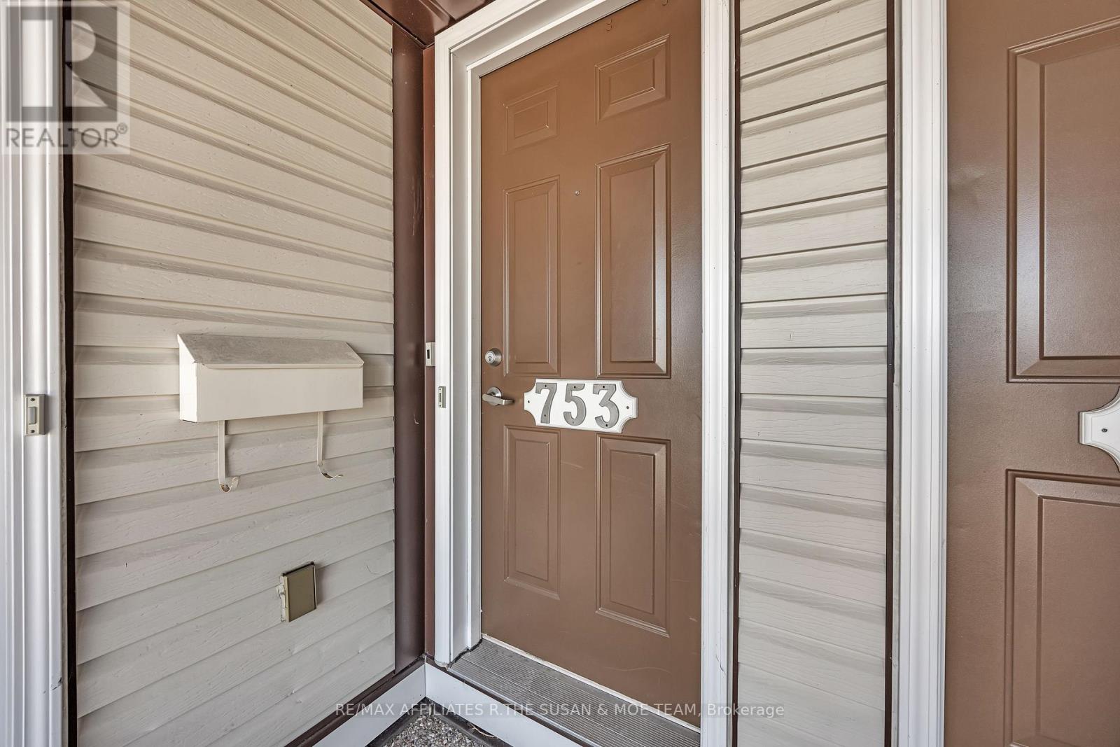 753 LAKERIDGE DRIVE, Ottawa, Ontario, K4A0N4 — Photo 5