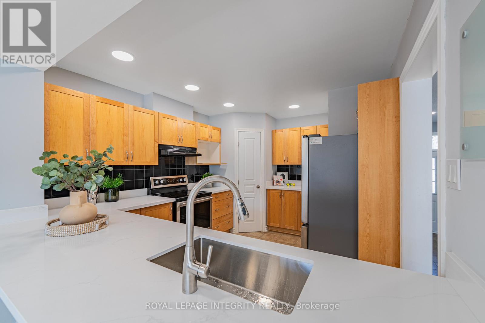 12 SADDLESMITH CIRCLE, Ottawa, Ontario, K2M2S4 — Photo 13