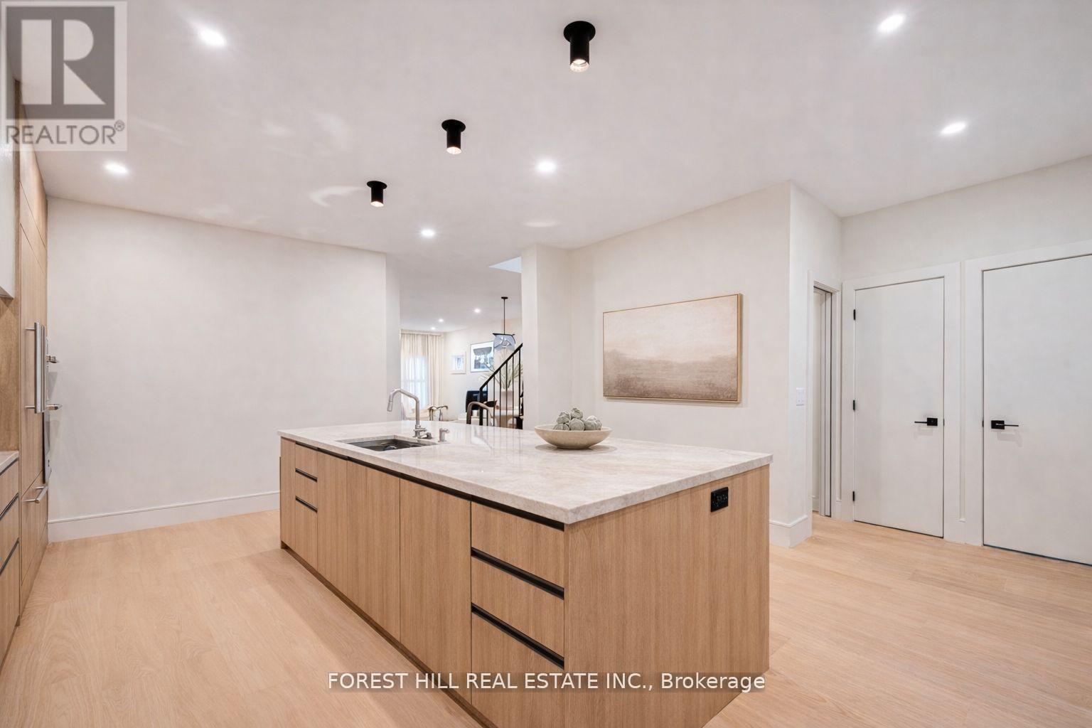 295 STRATHMORE BOULEVARD, Toronto (Danforth), Ontario, M4J1P9 — Photo 7