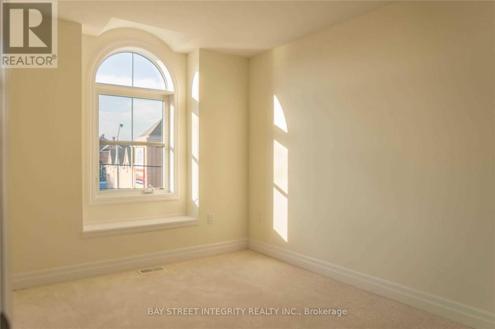 7 - 2267 MAJOR MACKENZIE DRIVE W, Vaughan (Maple), Ontario, L6A5A8 — Photo 11