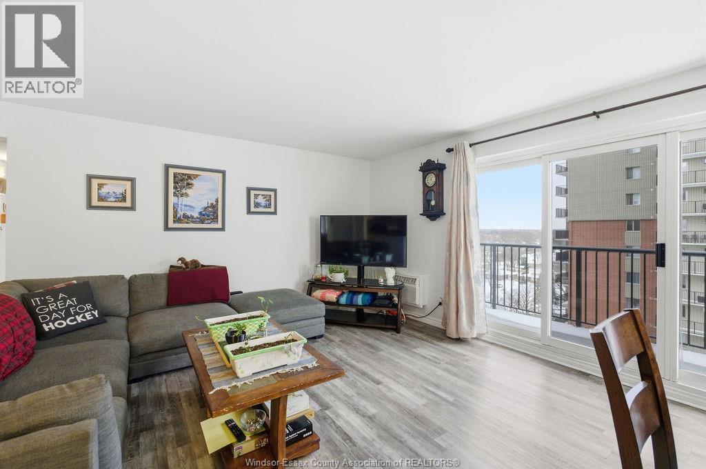 8591 RIVERSIDE DRIVE EAST Unit# 1008, Windsor, Ontario, N8N0J3 — Photo 2