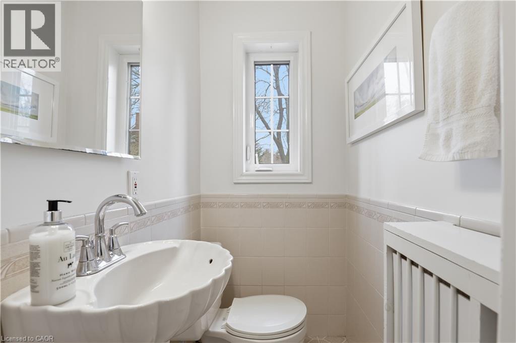 122 DUNBAR Road S, Waterloo, Ontario, N2L2E7 — Photo 13