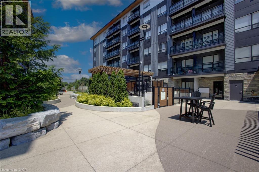243 NORTHFIELD Drive E Unit# 208, Waterloo, Ontario, N2K0H2 — Photo 29