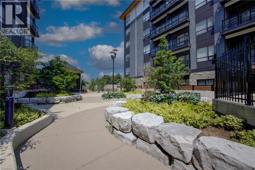 243 NORTHFIELD Drive E Unit# 208, Waterloo, Ontario, N2K0H2 — Photo 31
