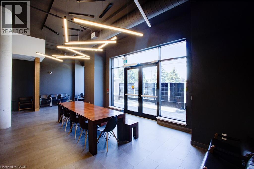 243 NORTHFIELD Drive E Unit# 208, Waterloo, Ontario, N2K0H2 — Photo 37