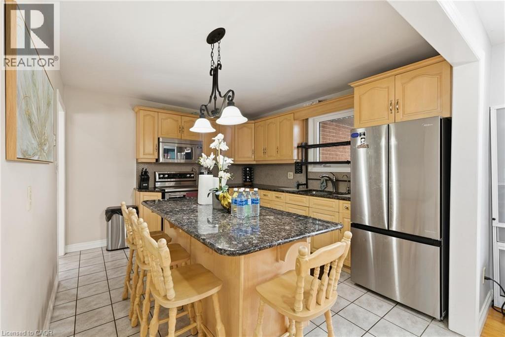 364 ROSELAWN Place, Waterloo, Ontario, N2L5P1 — Photo 9