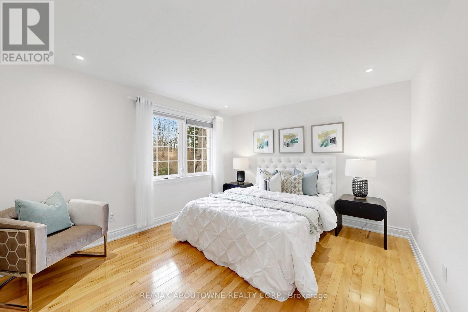 1316 CAMBRIDGE DRIVE, Oakville (MO Morrison), Ontario, L6J1S3 — Photo 25