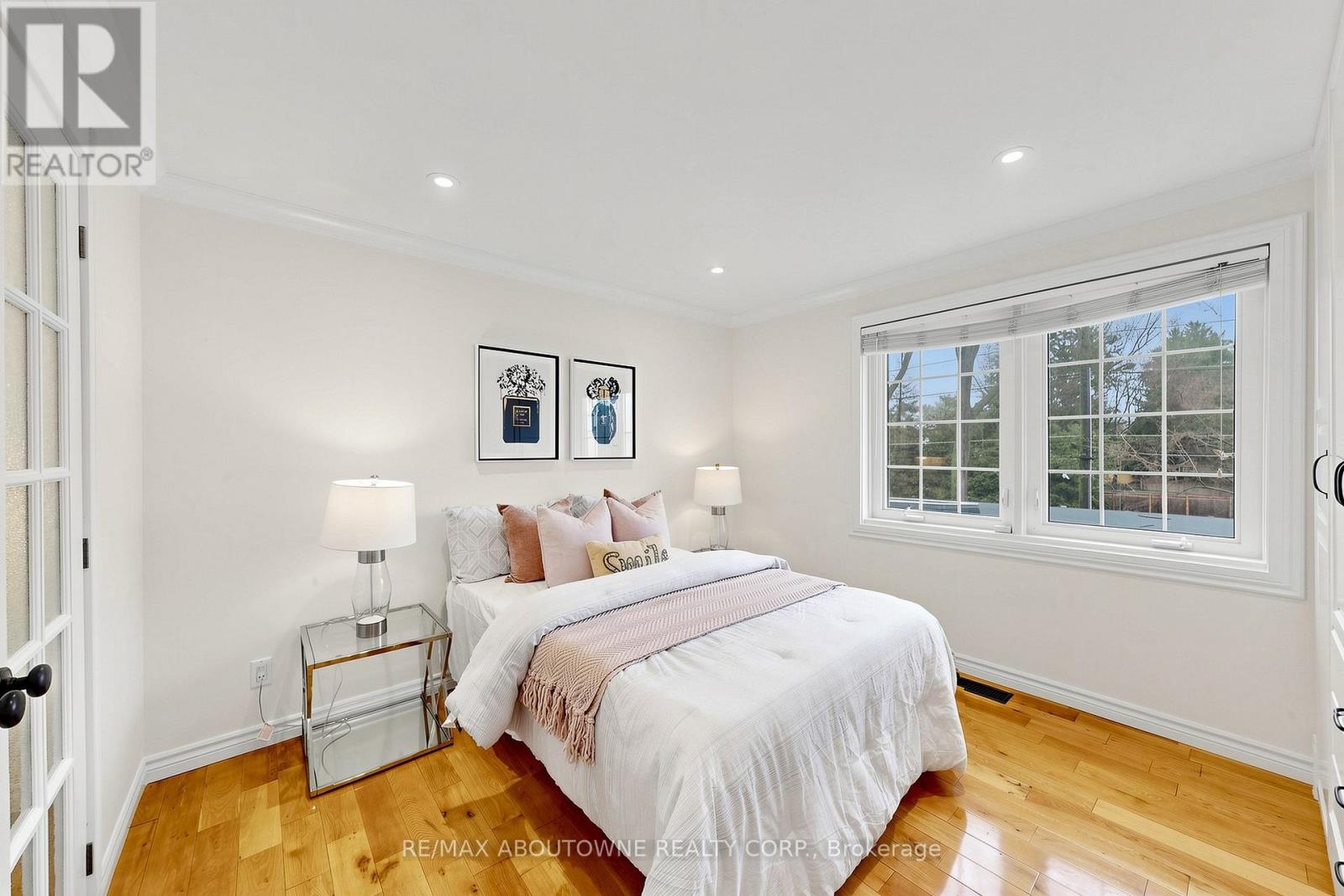 1316 CAMBRIDGE DRIVE, Oakville (MO Morrison), Ontario, L6J1S3 — Photo 27