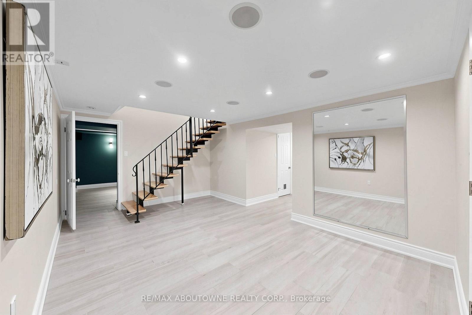 1316 CAMBRIDGE DRIVE, Oakville (MO Morrison), Ontario, L6J1S3 — Photo 32