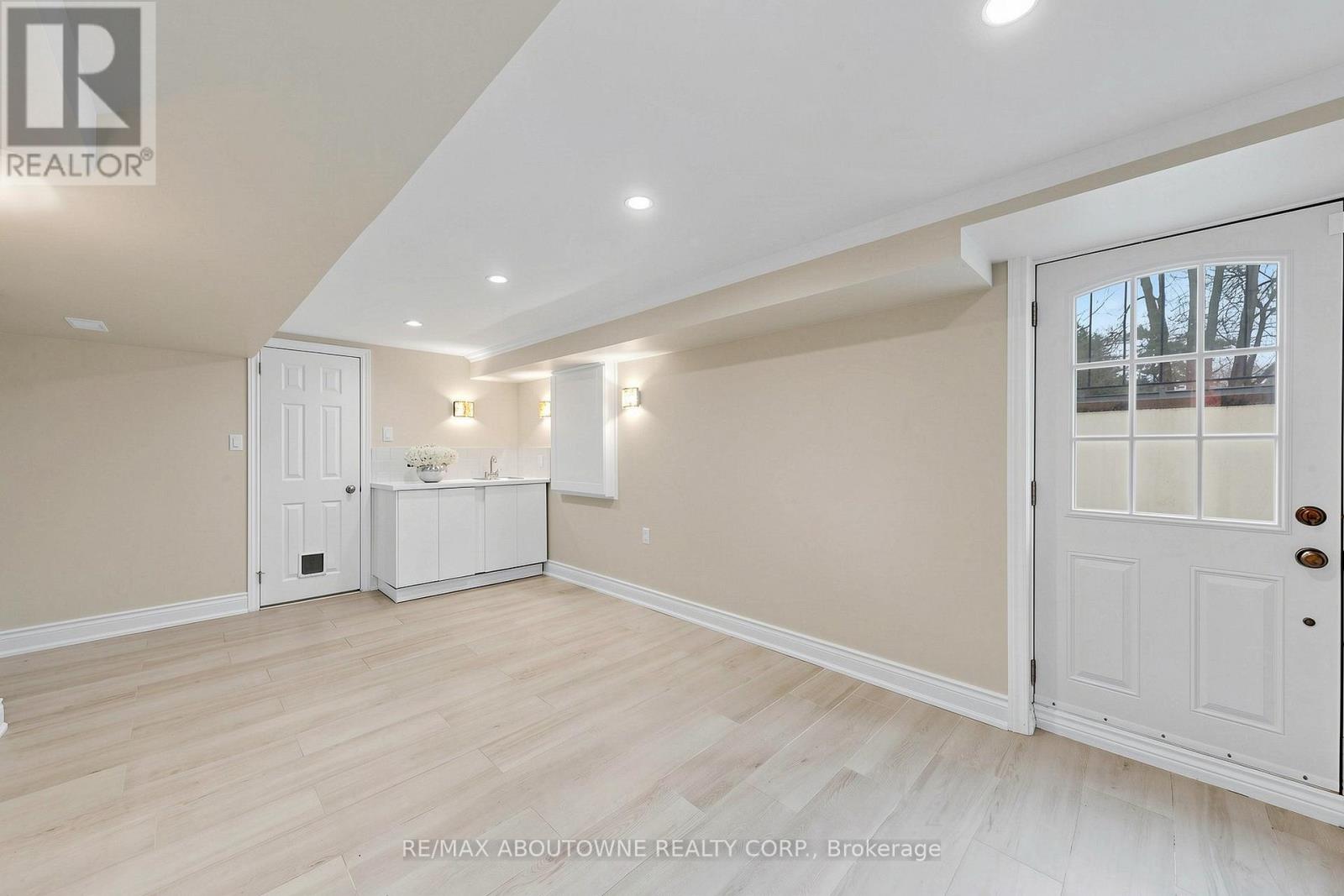 1316 CAMBRIDGE DRIVE, Oakville (MO Morrison), Ontario, L6J1S3 — Photo 34