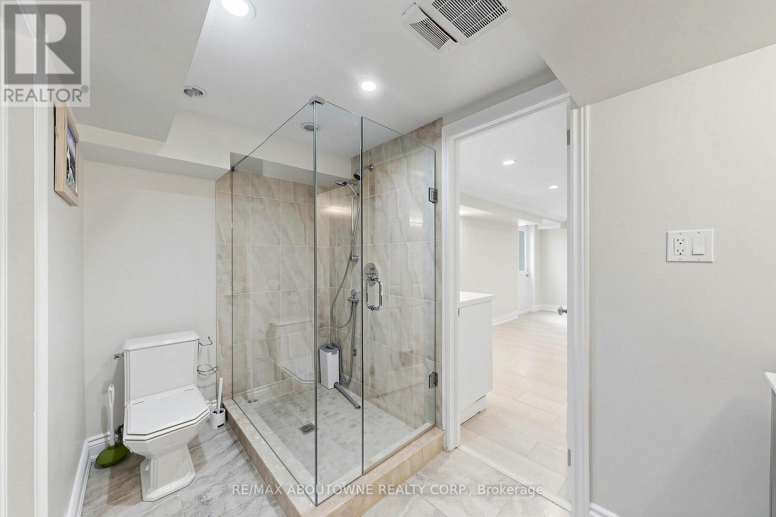 1316 CAMBRIDGE DRIVE, Oakville (MO Morrison), Ontario, L6J1S3 — Photo 37