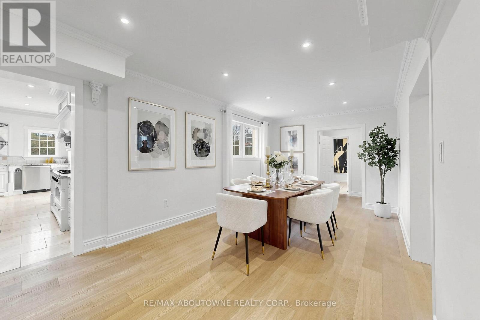 1316 CAMBRIDGE DRIVE, Oakville (MO Morrison), Ontario, L6J1S3 — Photo 9