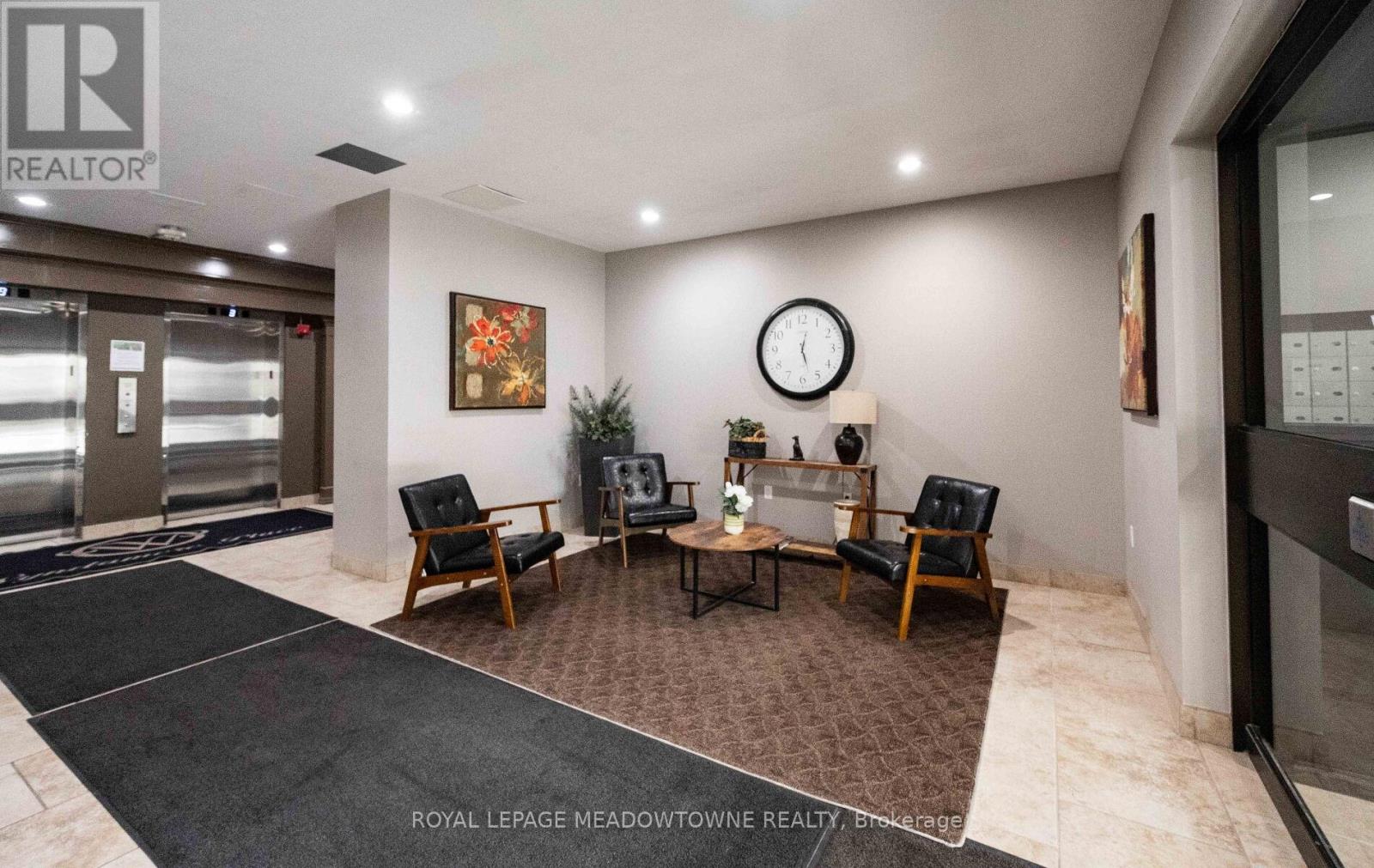 302 - 55 YARMOUTH STREET, Guelph (Downtown), Ontario, N1H7R4 — Photo 4