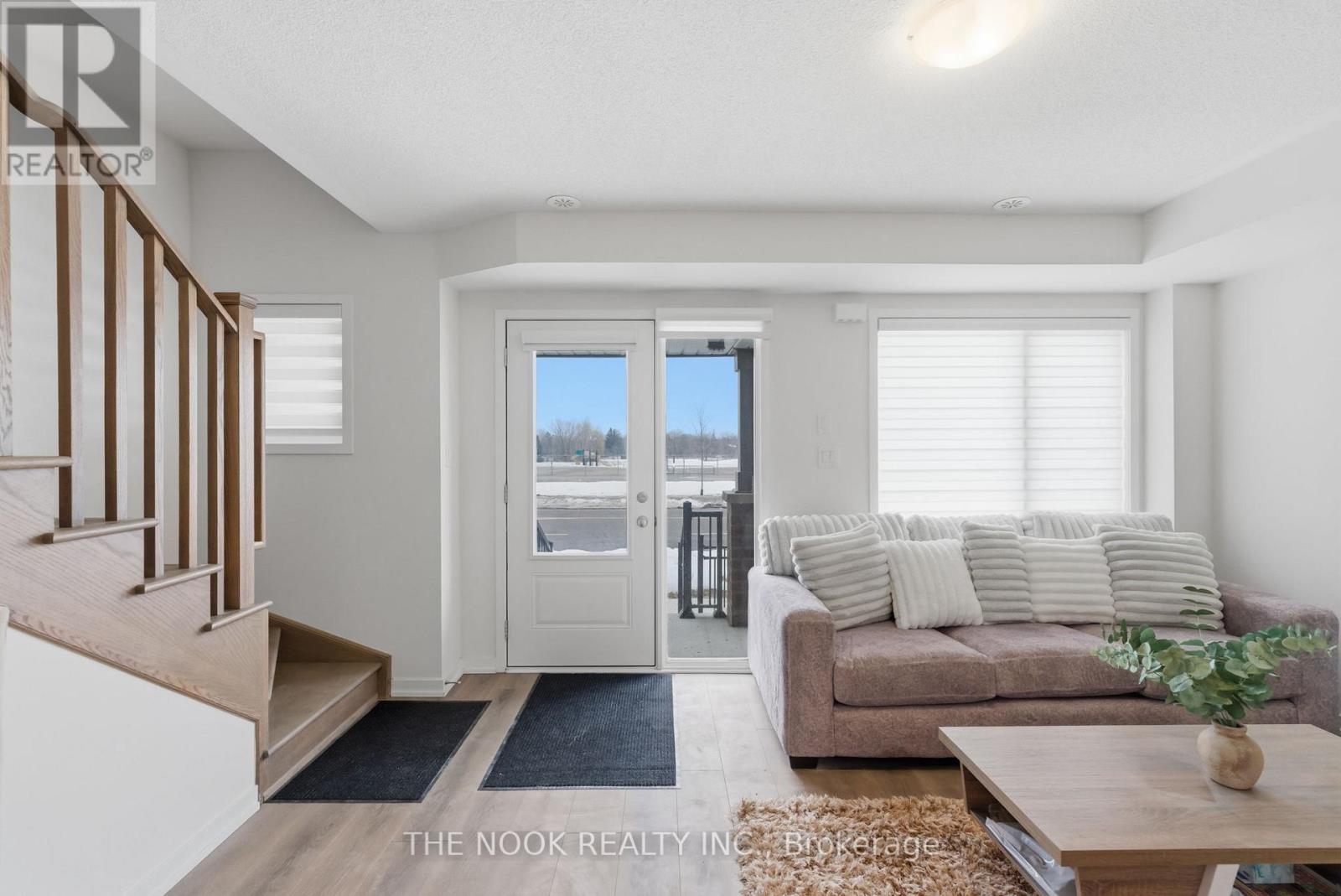 1363 SHANKEL ROAD, Oshawa (Eastdale), Ontario, L1K3E6 — Photo 2