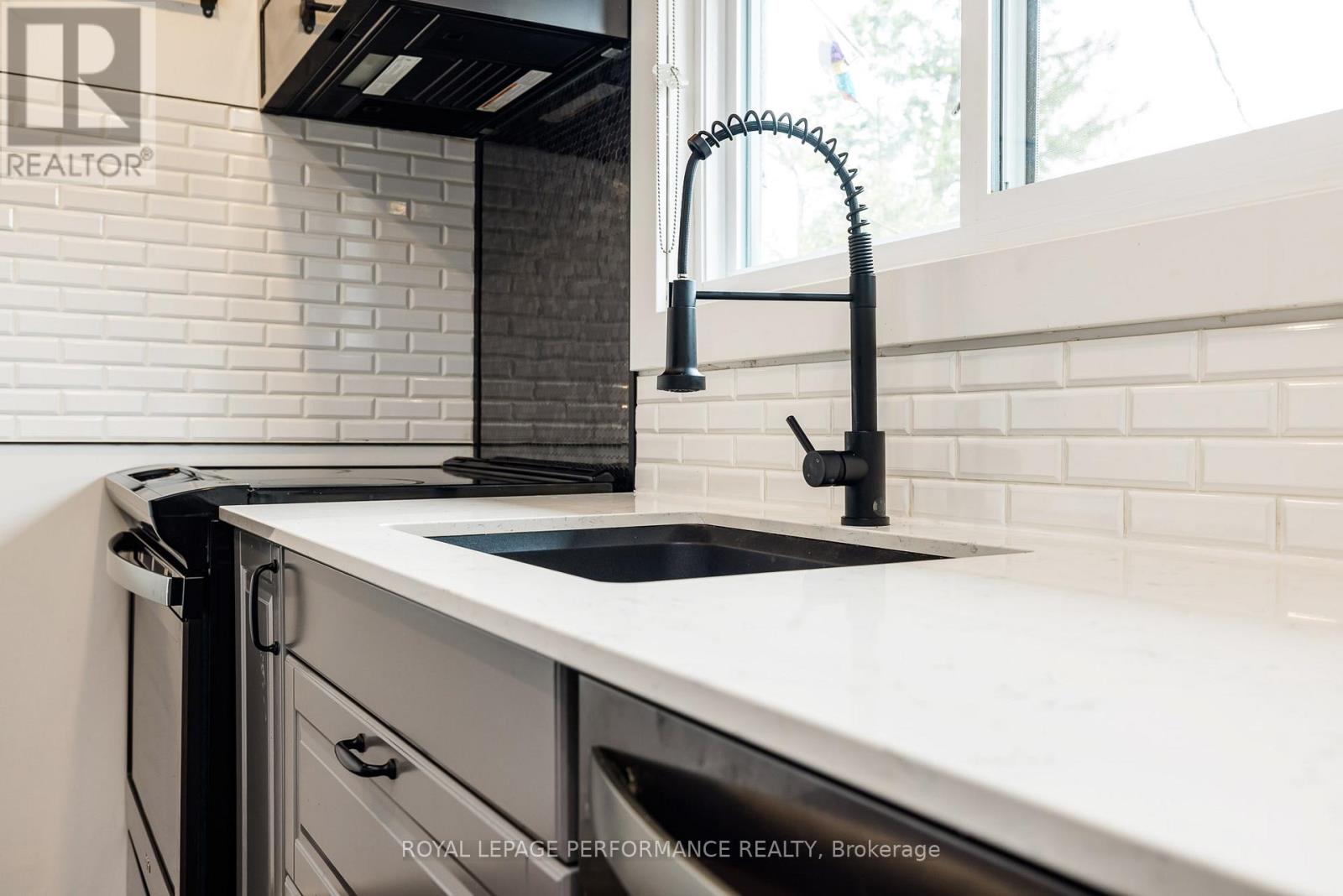 36 LARGO CRESCENT, Ottawa, Ontario, K2G3C7 — Photo 10