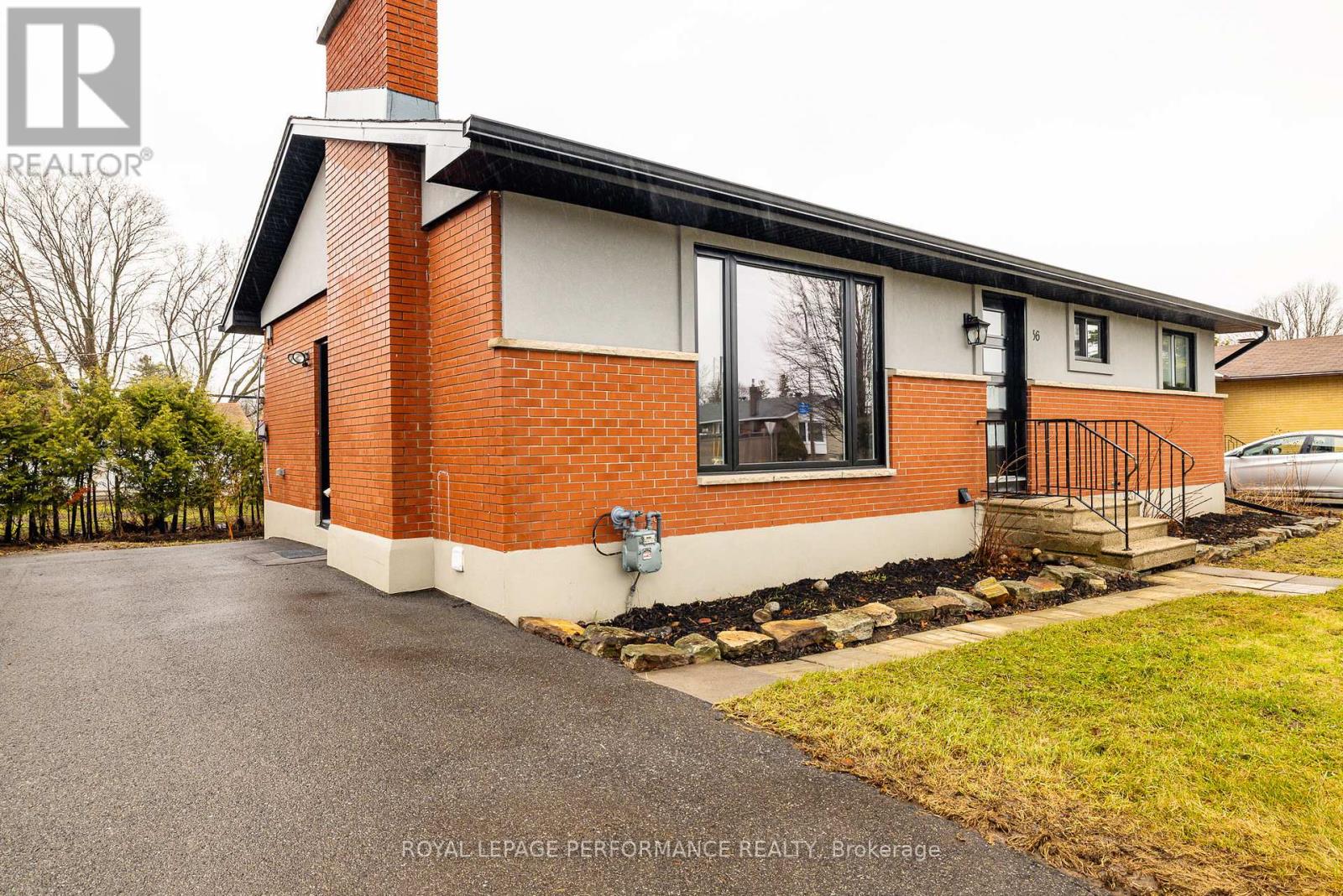 36 LARGO CRESCENT, Ottawa, Ontario, K2G3C7 — Photo 2