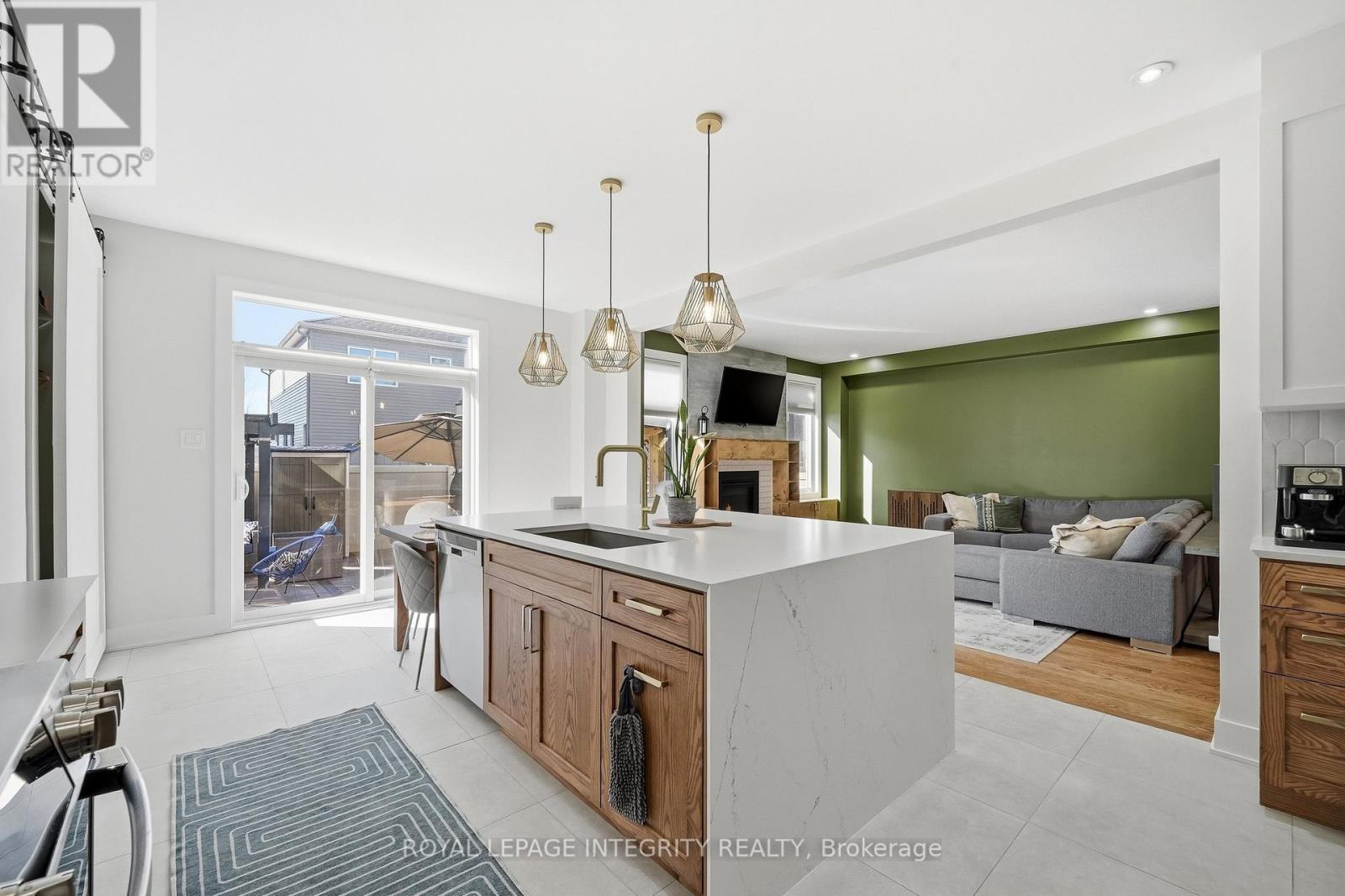 525 YELLOW BIRCH STREET, Ottawa, Ontario, K1W0J3 — Photo 14