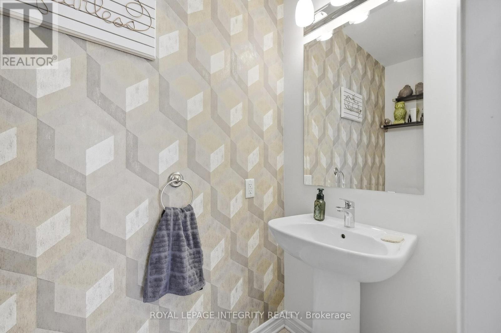 525 YELLOW BIRCH STREET, Ottawa, Ontario, K1W0J3 — Photo 17